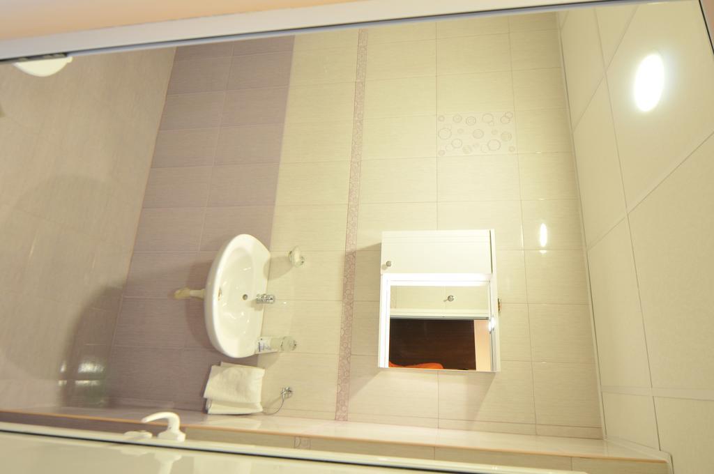 Diva Hotel Blagoevgrad Szoba fotó