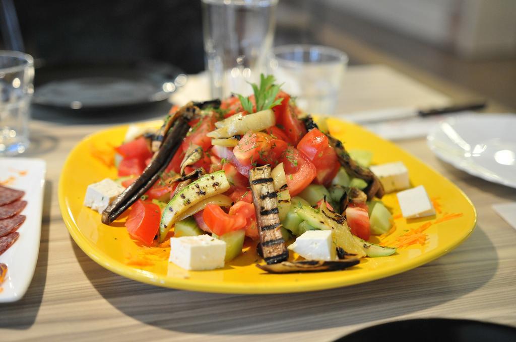 Diva Hotel Blagoevgrad Kültér fotó